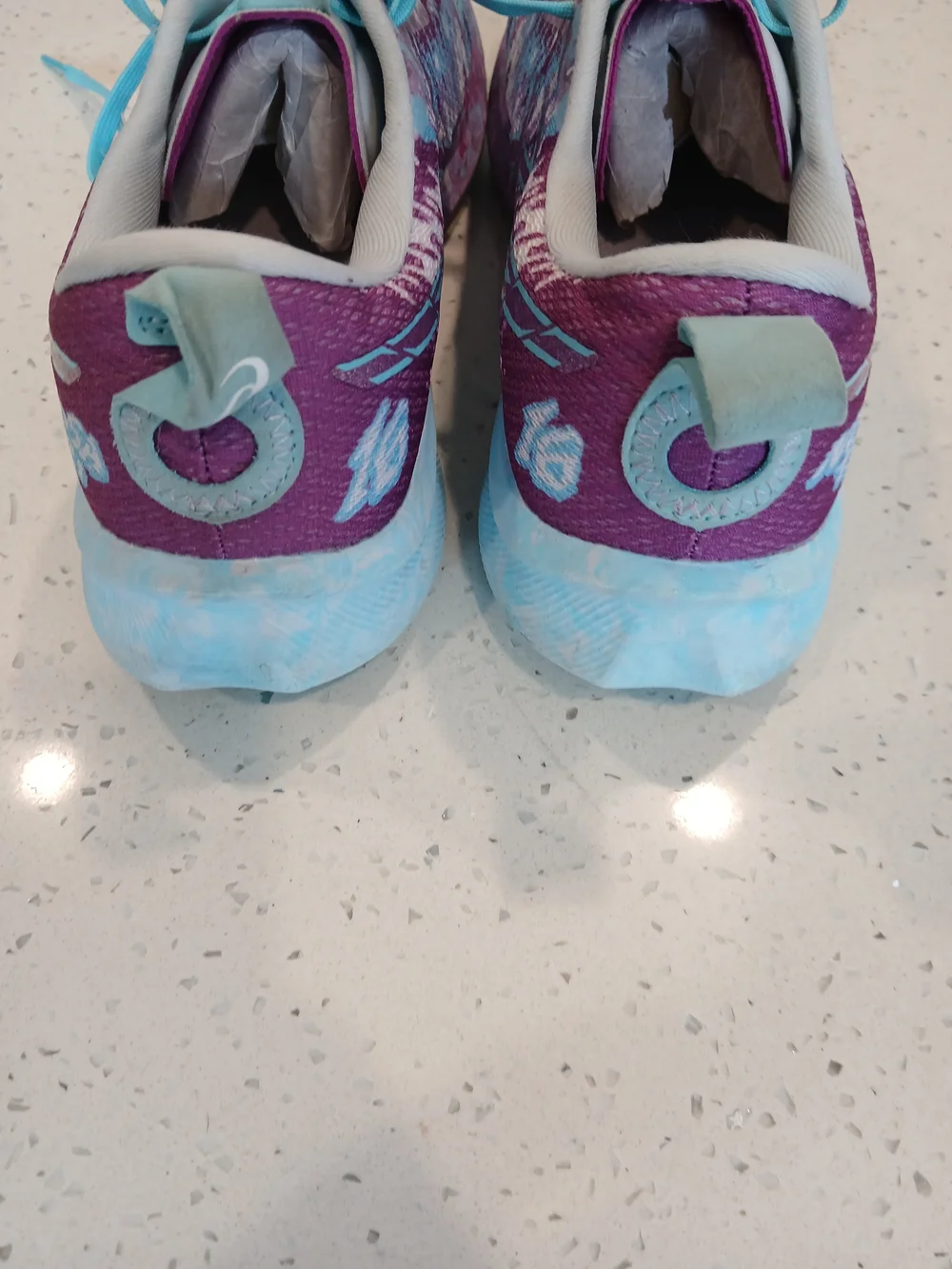 ASICS Women's Fuchsia and Aqua Athletic Running Shoes Sz 11